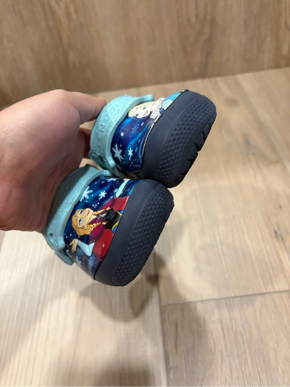 Frozen Anna & Elsa Kids' Clog Croc Shoes in Navy & Light Blue Sisters size C5
